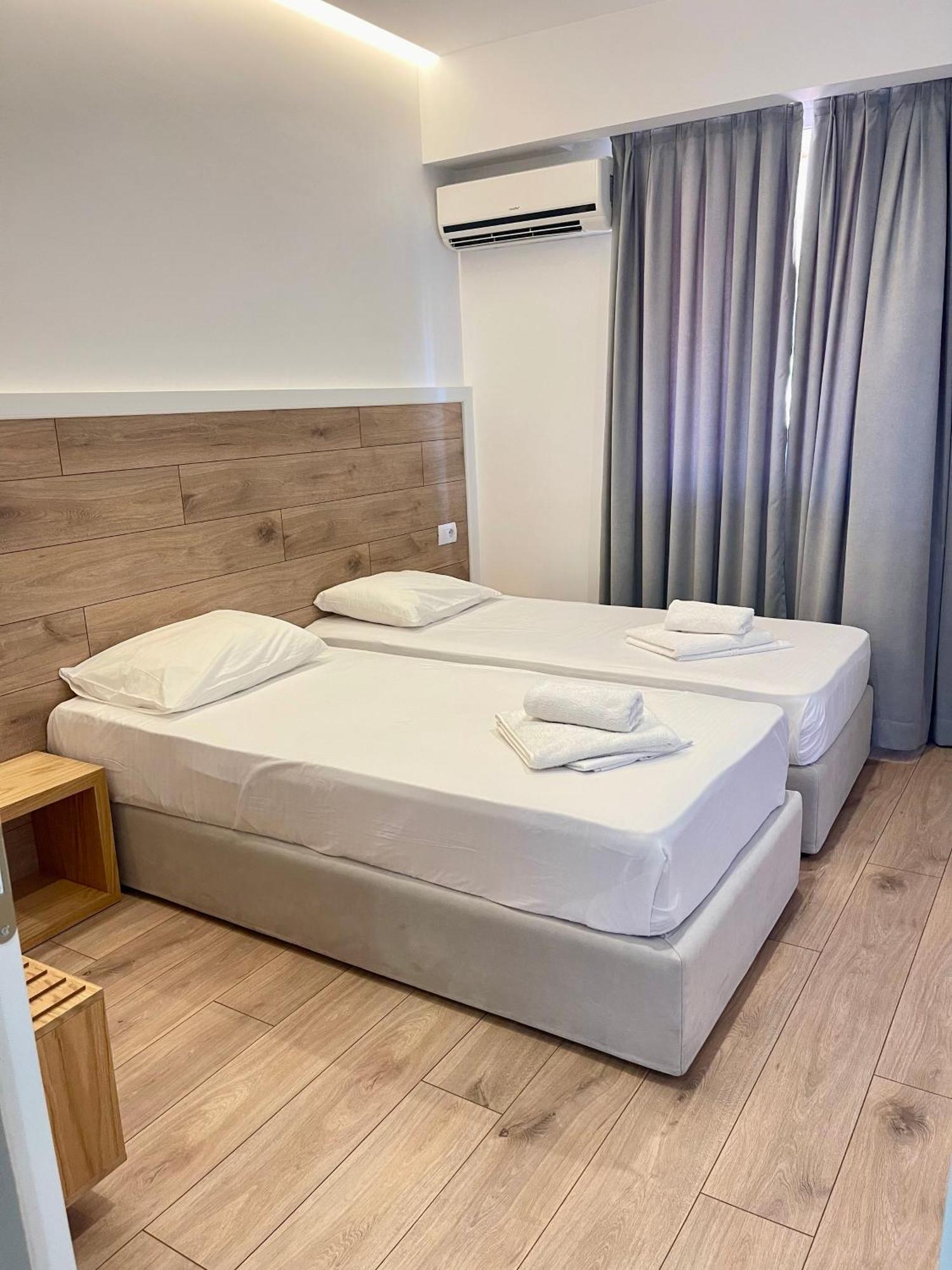 Hotel Aulona Sarandë Exterior foto